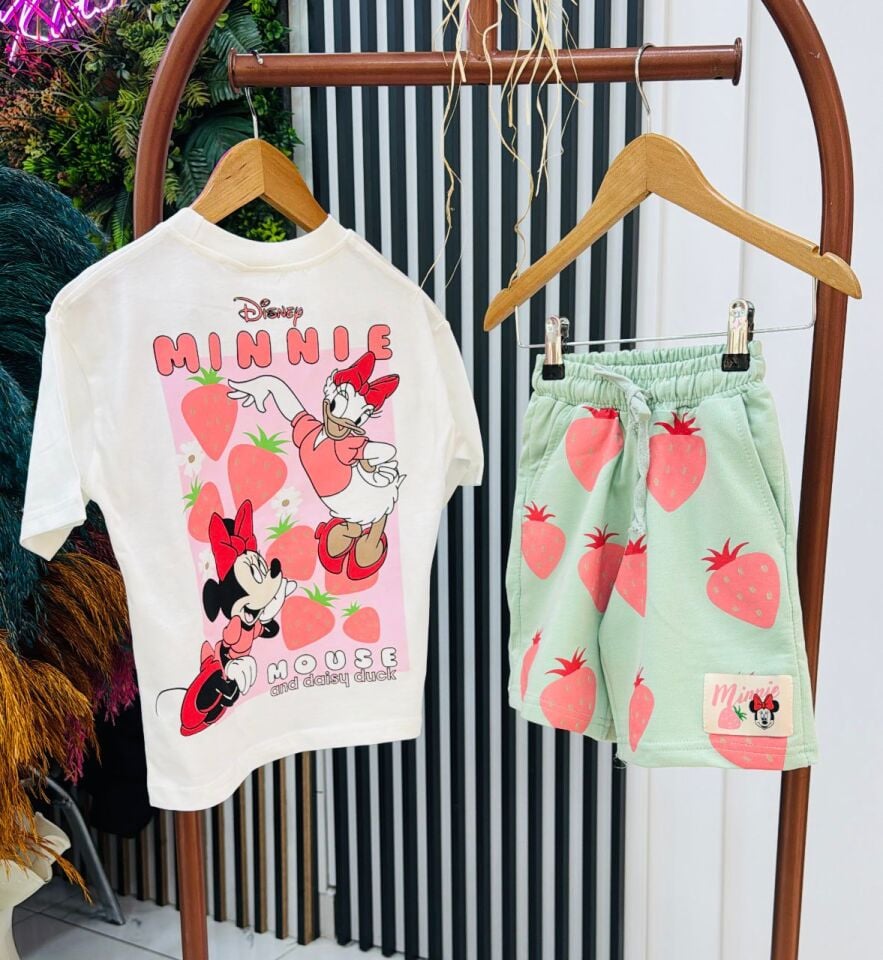 Minnie Mouse ve Çilek Desenli Kız Çocuk Şortlu Takım