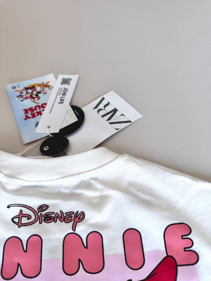 Minnie Mouse ve Çilek Desenli Kız Çocuk Şortlu Takım